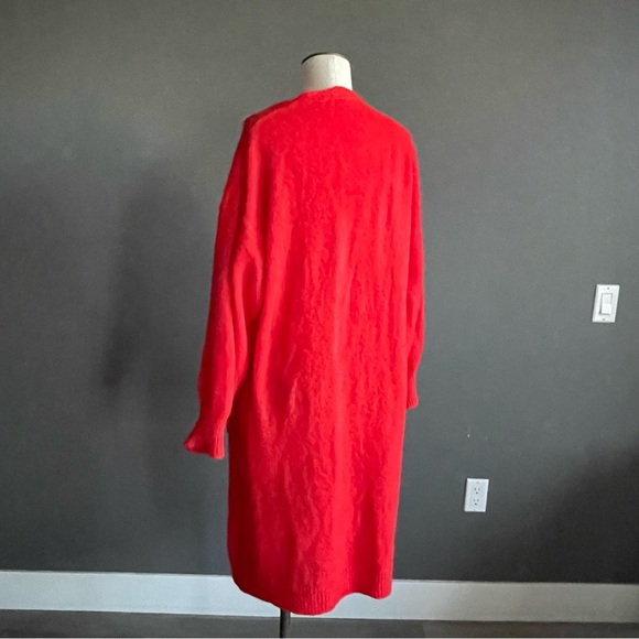 Italian Mohair Blend Red Longline Cardigan | Made in Italy Cozy Statement - Picture 5 of 6